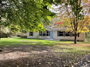 1938 Indian Rd, Lapeer, MI 48446