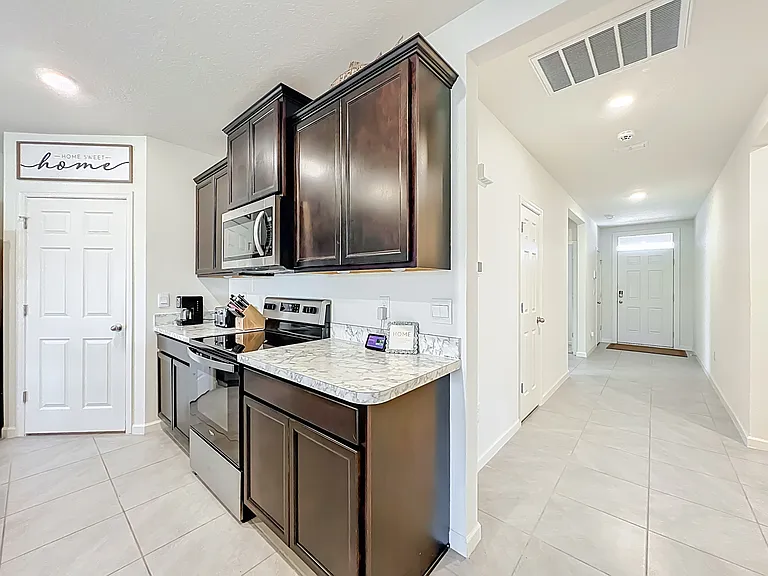 1839 Morely Dr — Photo 9
