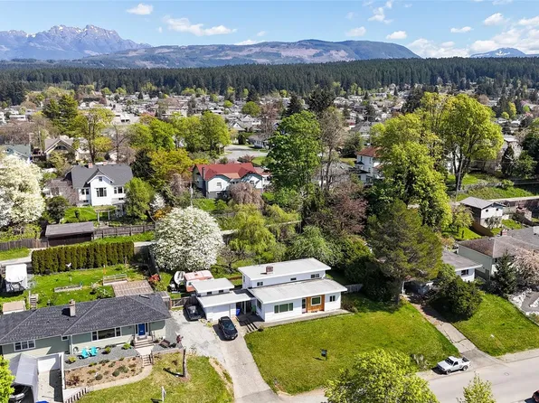 2955 6th Ave, Pt Alberni, BC V9Y 2H1