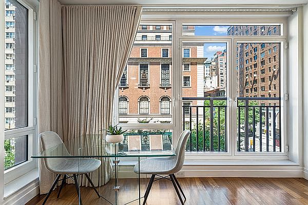 1st image of 45 Park Ave APT 402