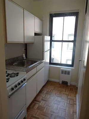 Rented by City & Suburban | media 6