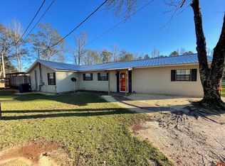 24 Taylor Ln, Monroeville, AL 36460