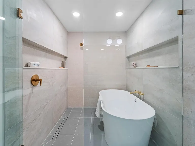 3578 Gaylord Ct — Photo 9