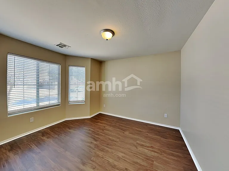 16261 W Hope Dr — Photo 13