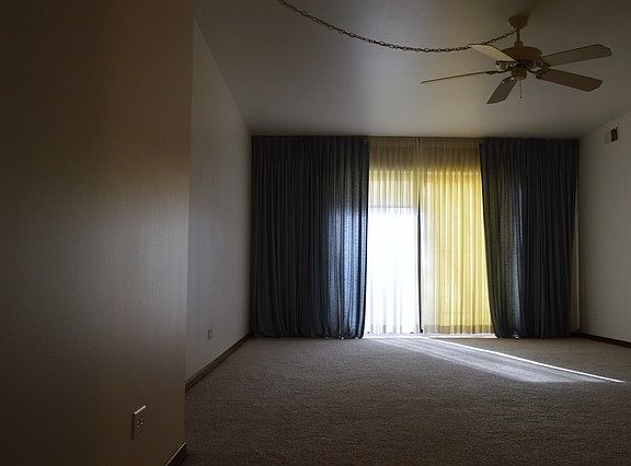 2nd image of 5840 W 104th St APT 102