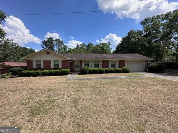 397 W Oglethorpe Ave, Lyons, GA 30436