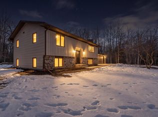 37098 Woodland Dr, Cohasset, MN 55721