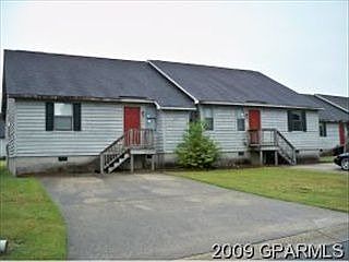 1st image of 204 Wyndham Cir #B
