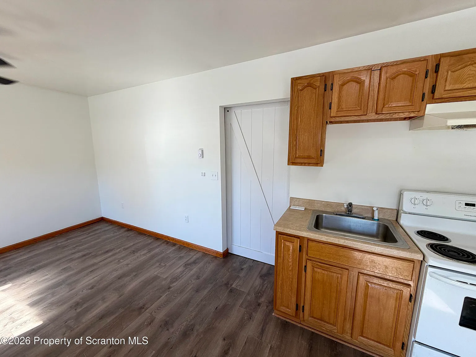 1 bed, 1.0 bath, 450 sqft, $800 — Photo 4