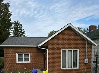 405 S Washington St, Masontown, PA 15461