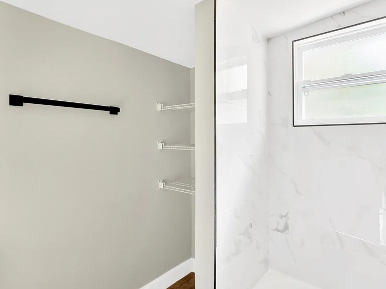 547 Wildwood Way #B — Photo 17