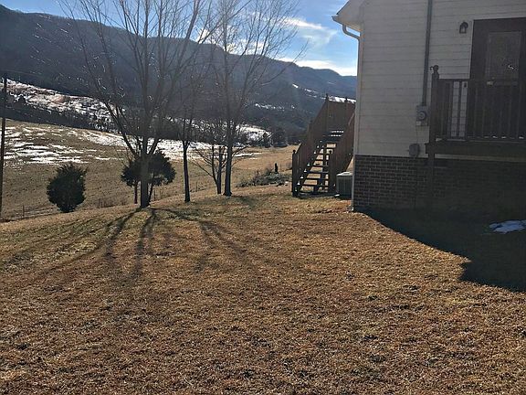 4th image of 612 Arrowhead Cir
