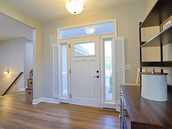 5th image of 5334 Renaissance Park Dr
