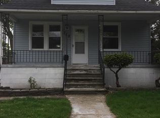 752 E George Ave, Hazel Park, MI