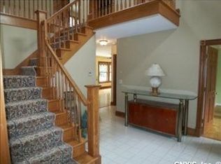 4953 Cornish Heights Pkwy, Syracuse, NY 13215