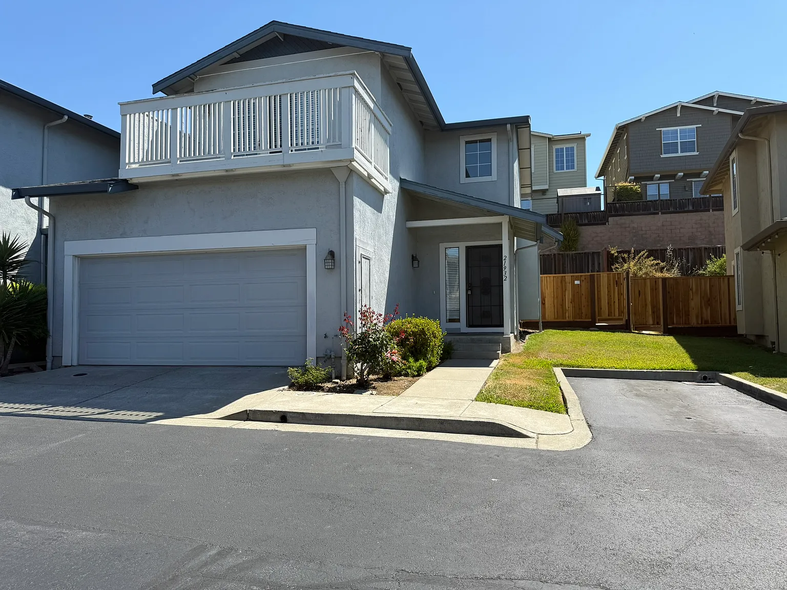 3 bed, 2.5 bath, 1626 sqft, $3,500 — Photo 1