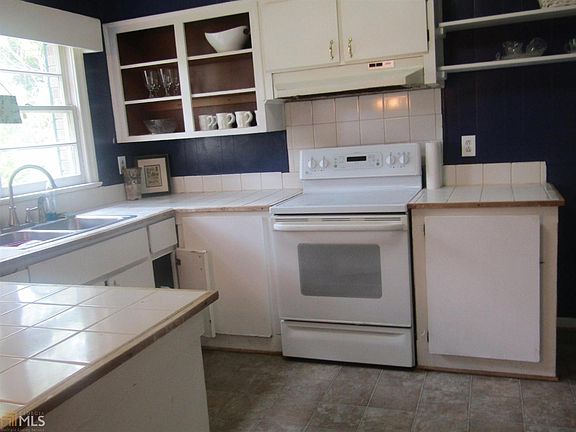 5th image of 337 Jewell Dr