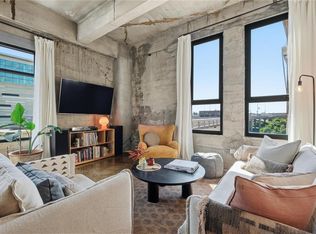 360 W Pershing Rd APT 190, Kansas City, MO 64108