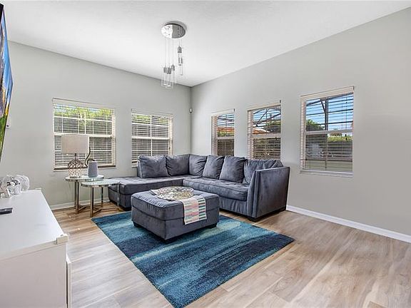 4th image of 4550 Corsa Ln