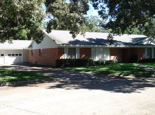 5 Pine Pl, Angleton, TX 77515