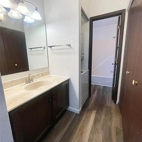 128 Ashley Dr — Photo 8