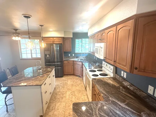 1957 Pima Dr, Sheridan, WY 82801