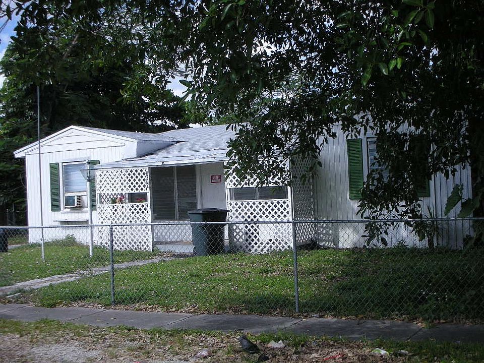 1st image of 1045 NW 133rd St