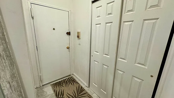 Rented by HOLTON REAL ESTATE INC. | media 6