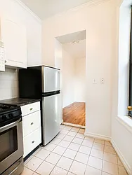 Rented by City Connections Realty