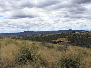 9425 E Wolf Rd, Dewey, AZ 86327