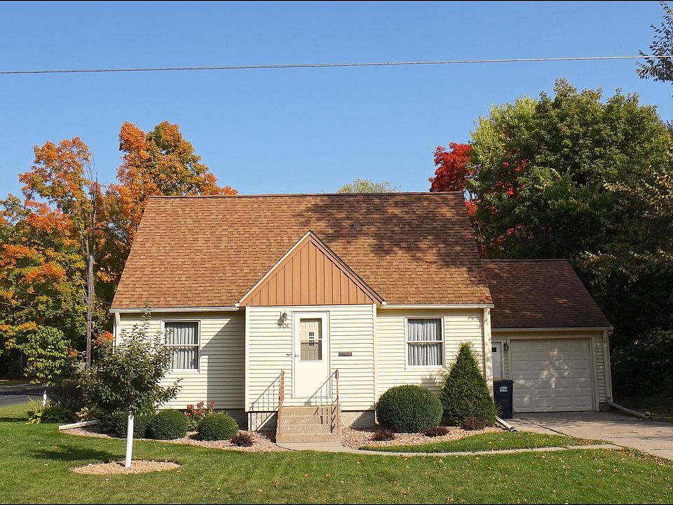 1st image of 701 College St