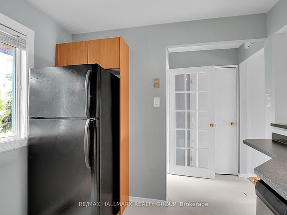5th image of 2912 Fairlea Cres