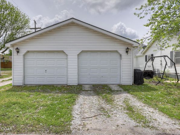 623 N Pennsylvania St, Webb City, MO 64870