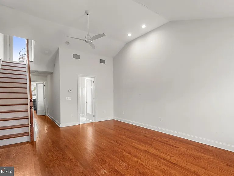 751 S Marvine St — Photo 26