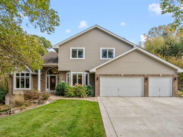 6631 Addie Ln, Eden Prairie, MN 55346
