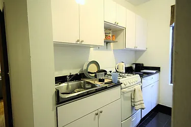 Rented by Dynamik Realty