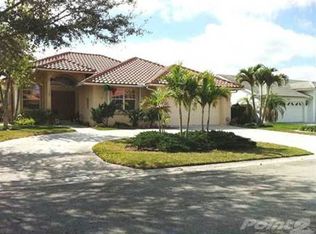 8880 NW 45th Pl, Coral Springs, FL 33065