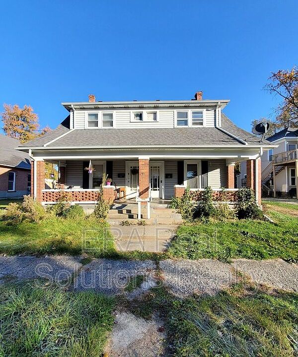1st image of 254 W 4th St
