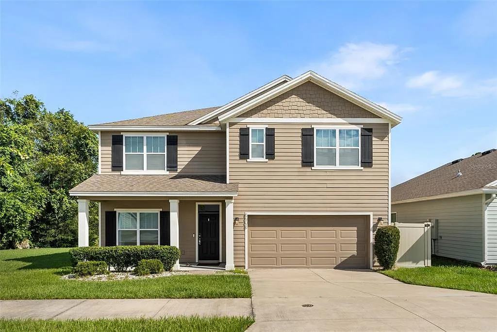 5 bed, 3.0 bath, 2556 sqft, $3,295 — Photo 1