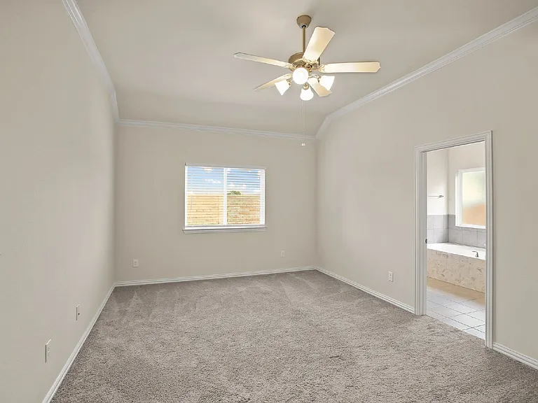 10921 Cathedral Peak Dr — Photo 11