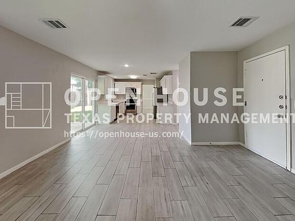 5th image of 9219 Palm Shores Dr