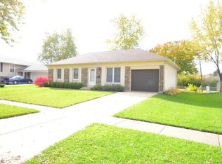 602 Hayward Ave, Streamwood, IL 60107