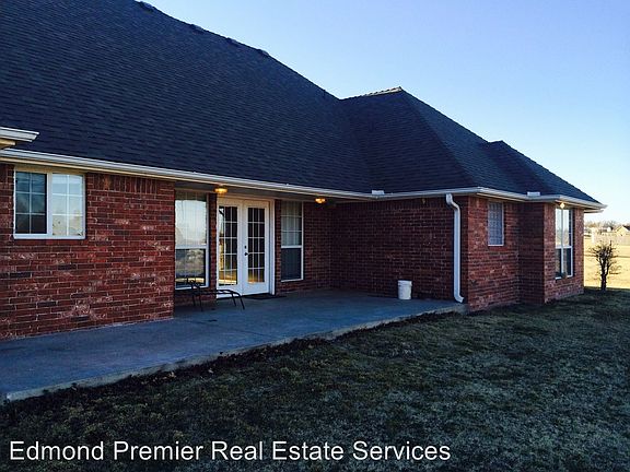 4th image of 3870 Woodmark Dr