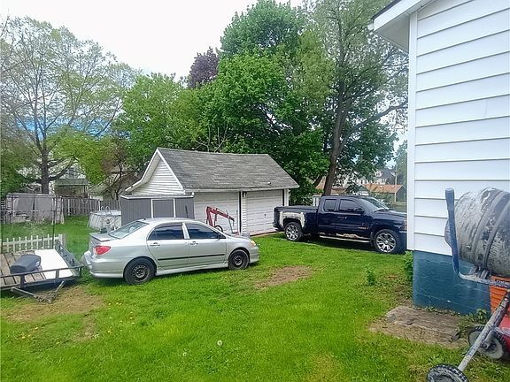 2nd image of 212 Stafford Ave