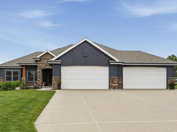 18396 Jaylen Dr, Council Bluffs, IA 51503