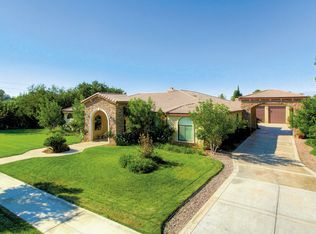 1130 W Clifton Ave, Redlands, CA 92373