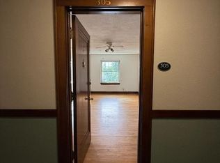 727 N Capitol Ave APT 305, Lansing, MI 48906