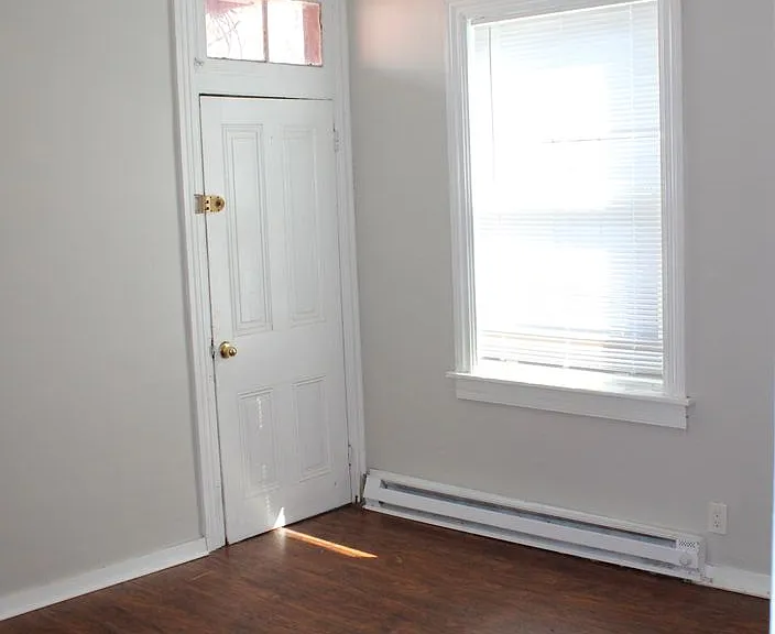 1015 Green St — Photo 5