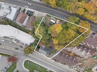 1106 River Rd #8, Edgewater, NJ 07020