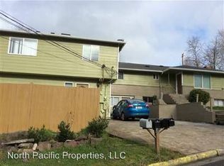 2200 SW Willow St APT 2, Seattle, WA 98106